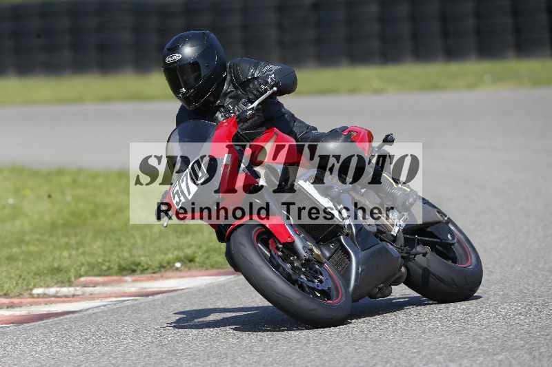 /44 09.08.2025 Plüss Moto Sport ADR/Einsteiger/570